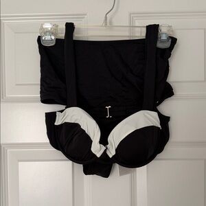 NWT. Peony Keepsake Balconette High Waisted Bikini